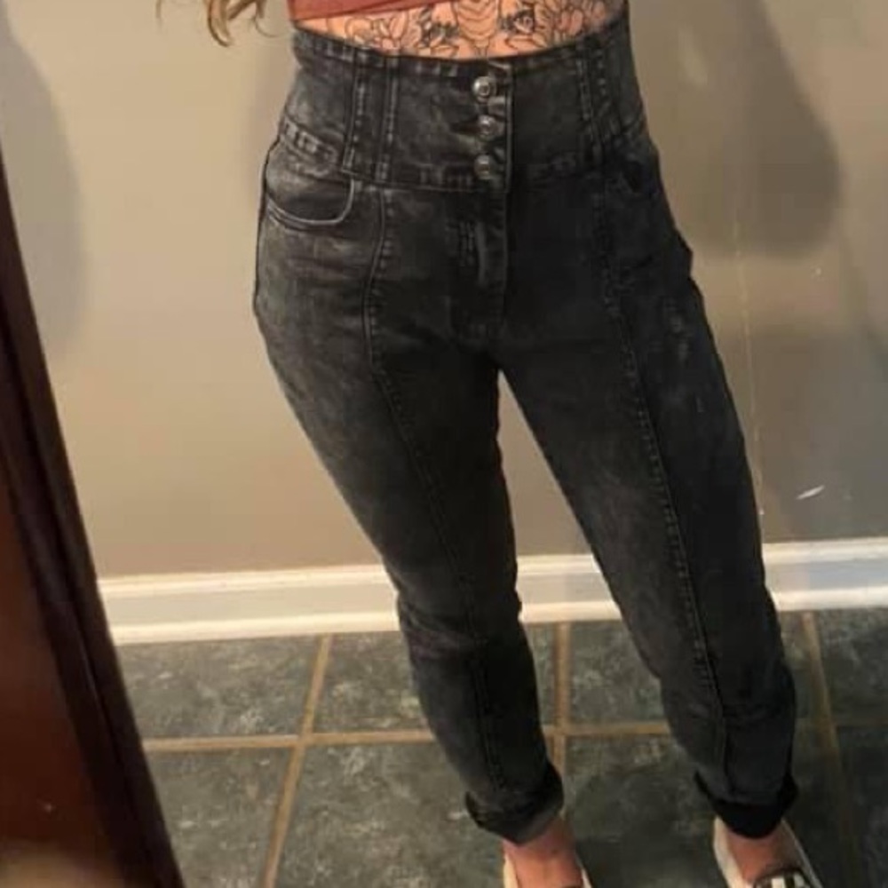 Acid Wash High waisted Blue